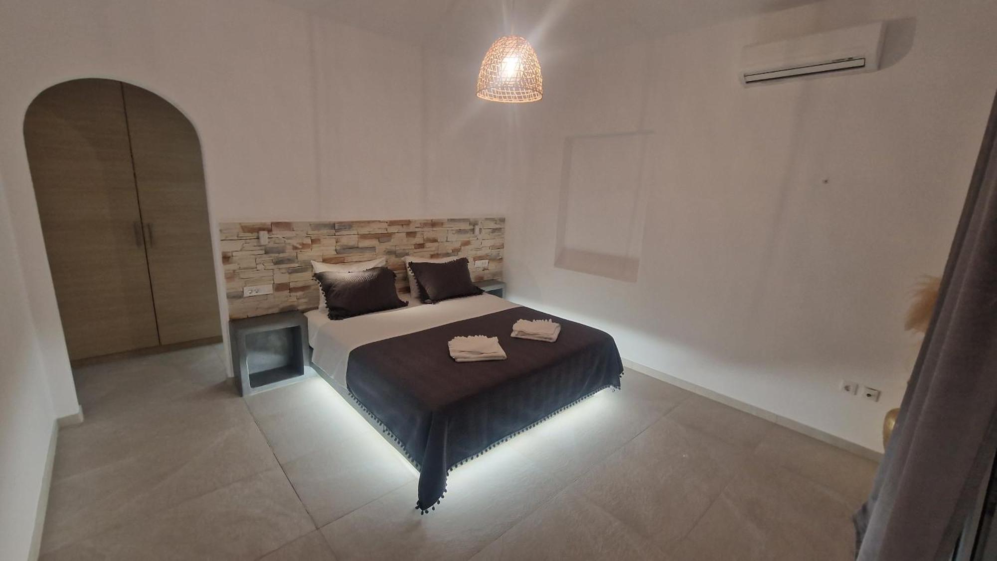 Mykonian Tramonti Villas Mykonos Town Екстер'єр фото
